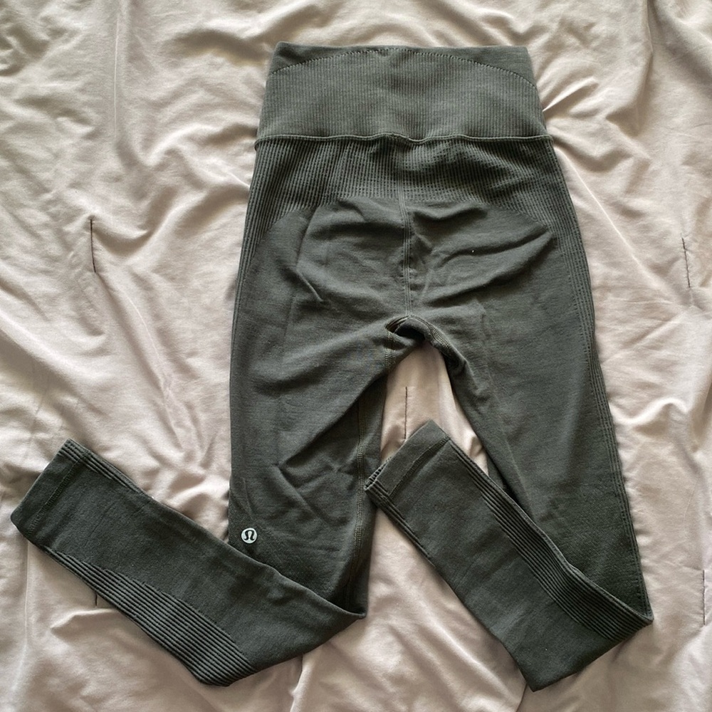 Forest green lululemon leggings